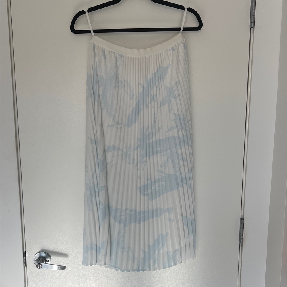 Aritzia Pleated A-Line Midi Skirt in White with Light Blue Print